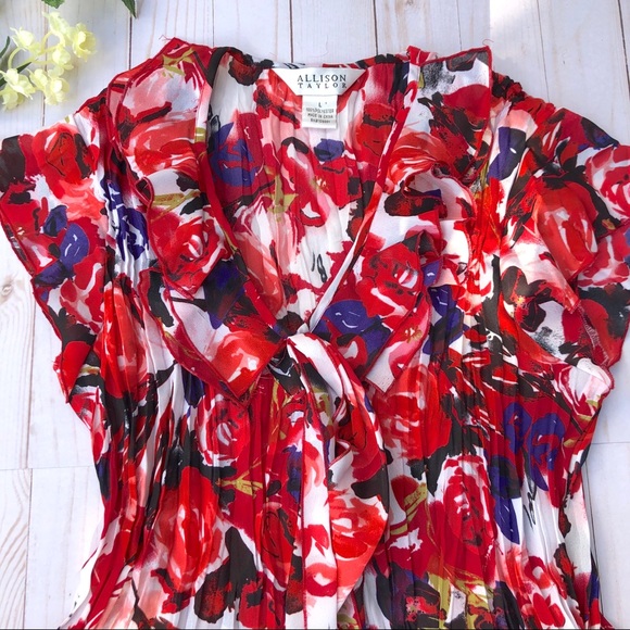 Beautiful Floral Ruffled Peplum Blouse EUC Size L - Picture 2 of 5
